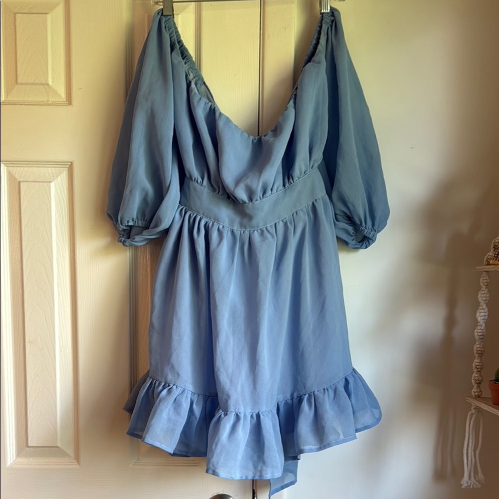Elegant Blue Midi Dress